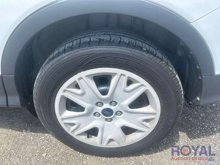 2015-ford-escape-image-26