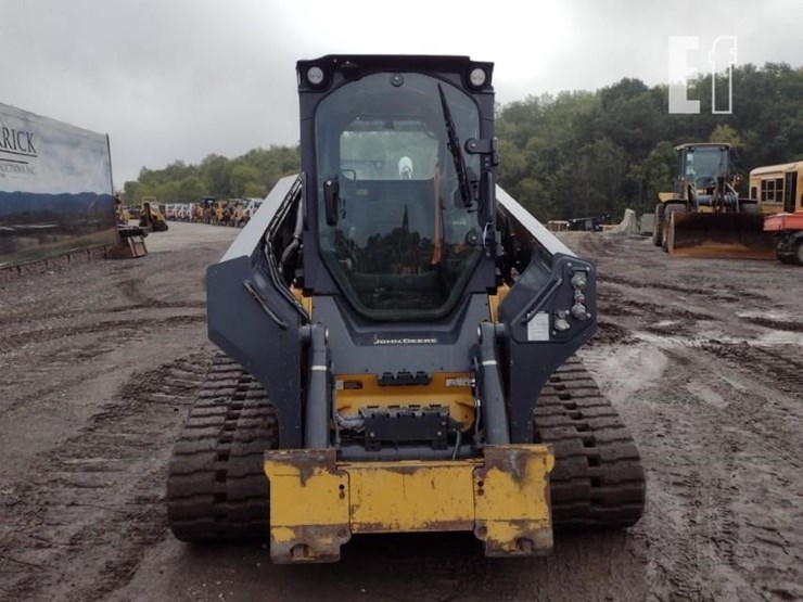 2023-deere-333g-image-2