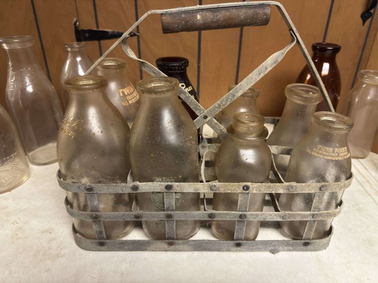 (19)-dairy-bottles-and-carrier-image-7