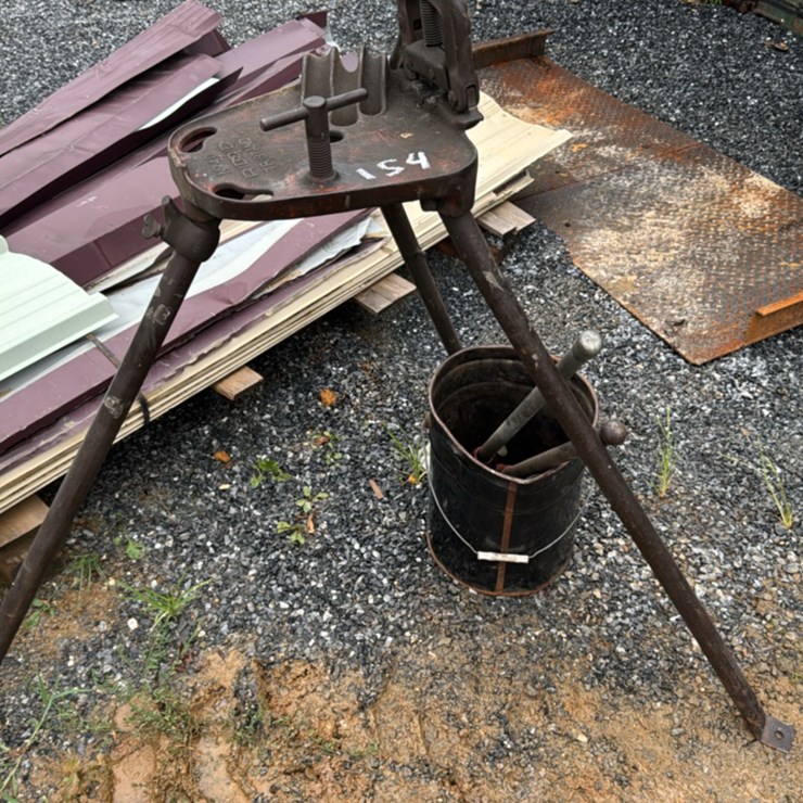 #154 • Pipe Threader