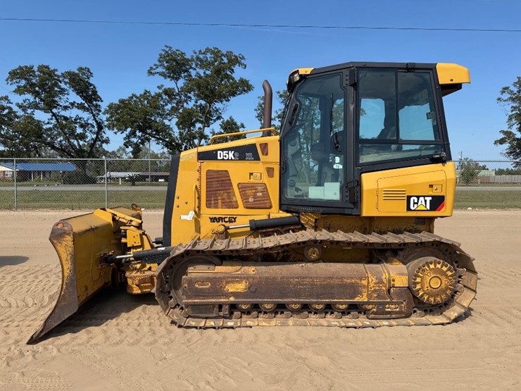 2013-caterpillar-d5k2-xl-image-1