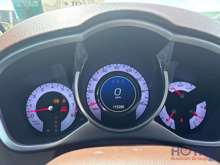 2012-cadilac-srx-suv-image-14