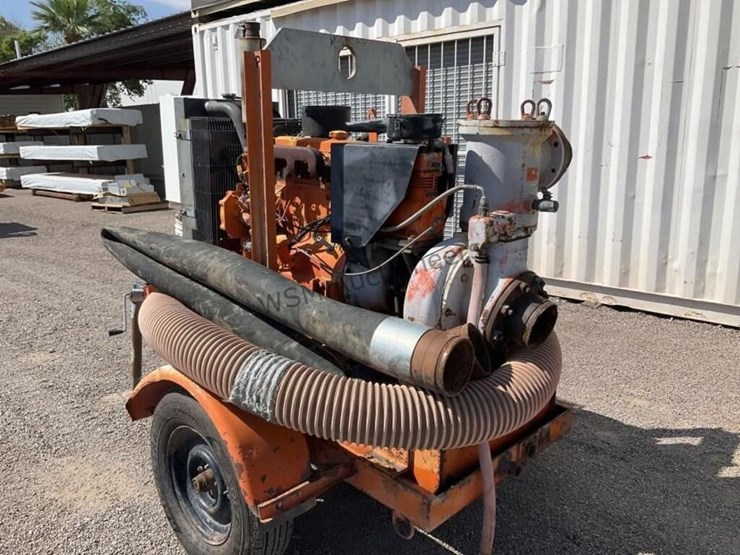 godwin-dri-prime-towable-concrete-pump-image-6