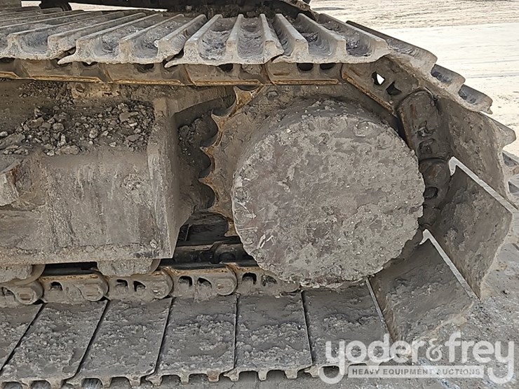 2016-komatsu-pc360-lc-11-image-25