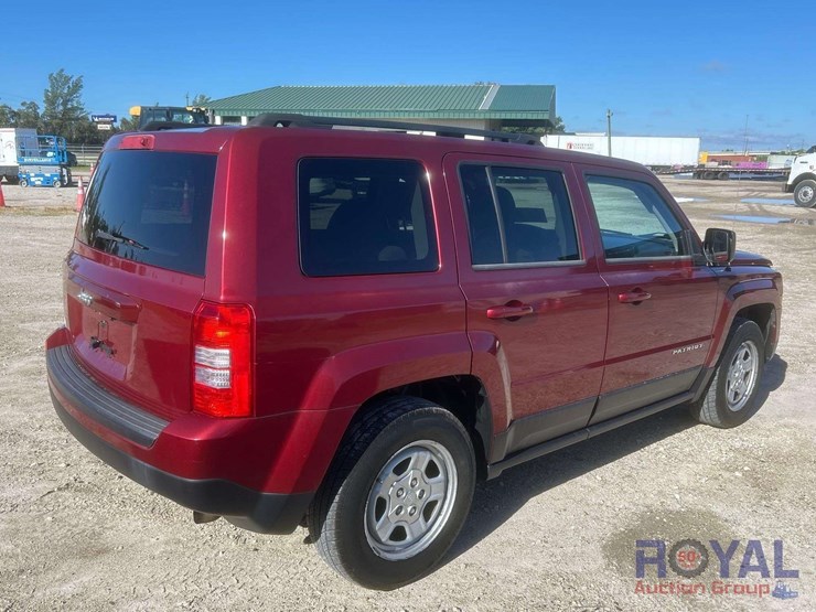 2014-jeep-patriot-image-3