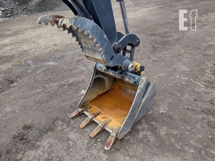 2023-deere-35g-image-19