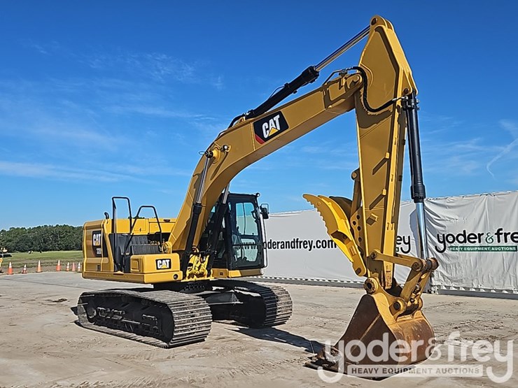 2019-caterpillar-320-image-7