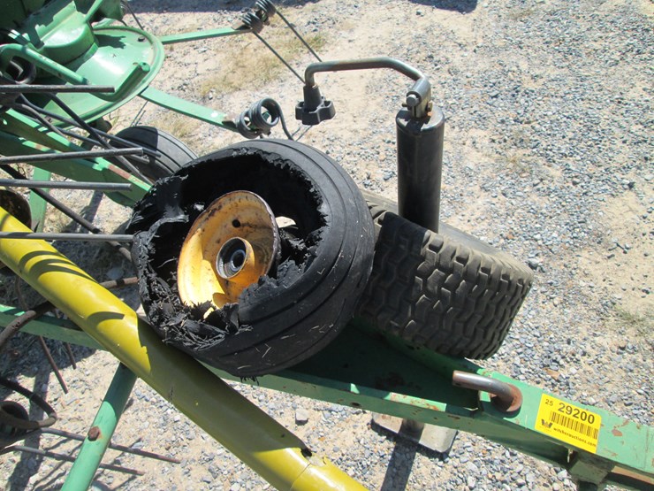 john-deere-756-image-14