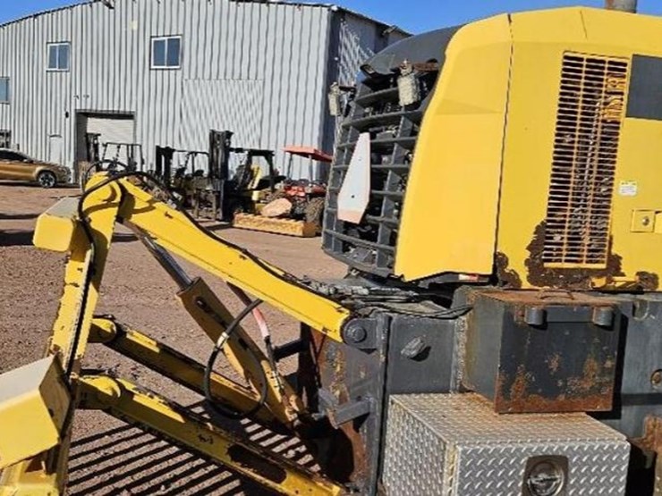2014-komatsu-wa270-7-image-5