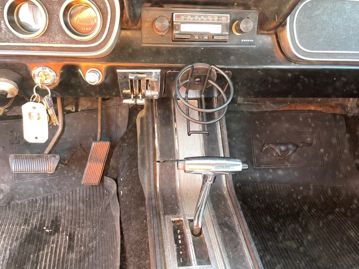 #7017-•-1966-ford-mustang-convertible-(downing,-wi)-(has-wi-title)-image-91
