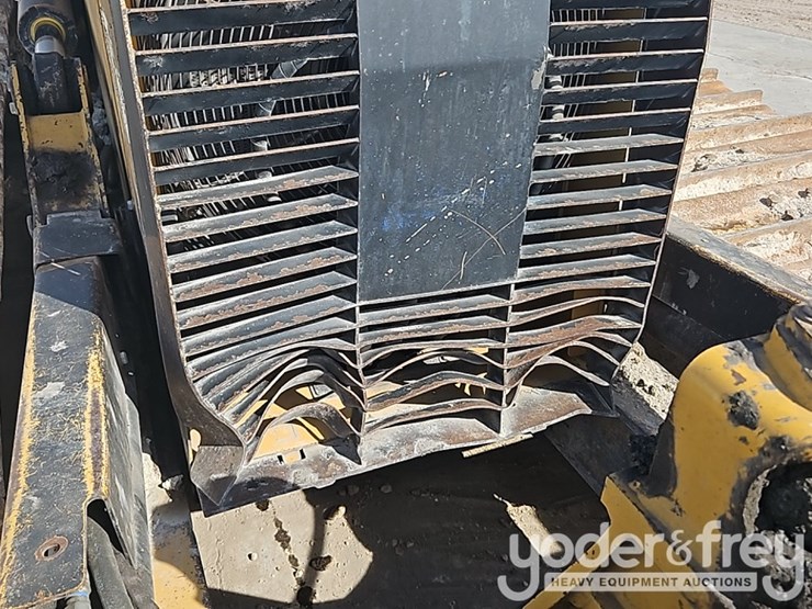 2014-caterpillar-d6k2-lgp-image-31