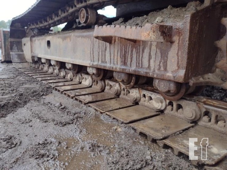 2006-deere-120c-image-29