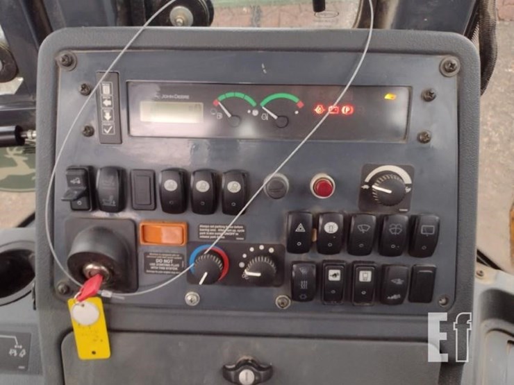 2015-deere-310k-image-9