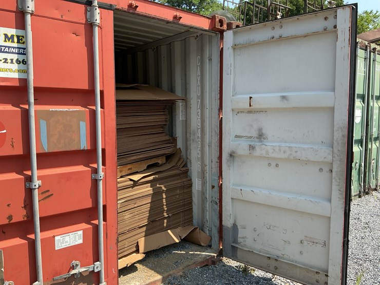 #202-•-shipping-container-image-4