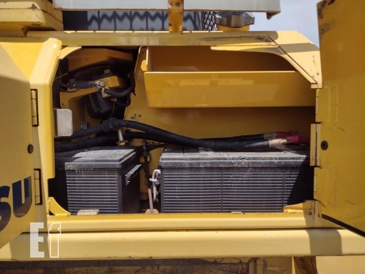 2004-komatsu-d65ex-15-image-45