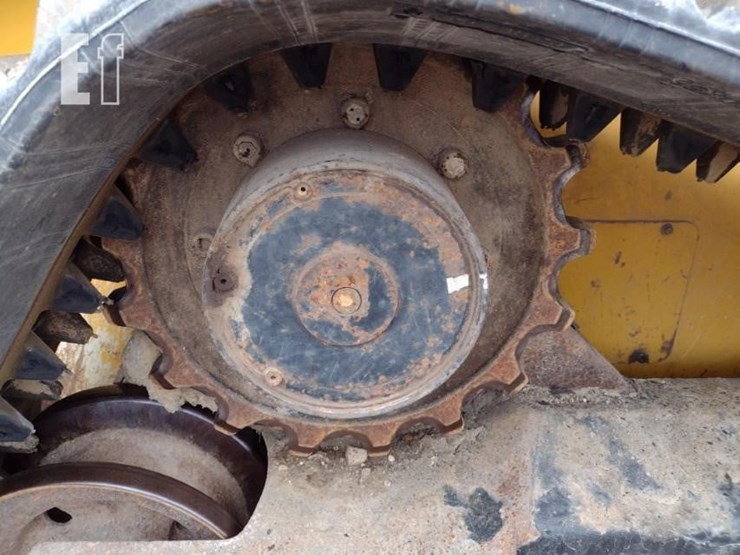 deere-329d-image-28