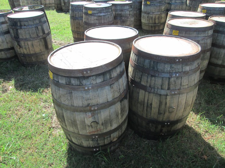 #29402-•-lot-of-(3)-whiskey-barrels-image-1