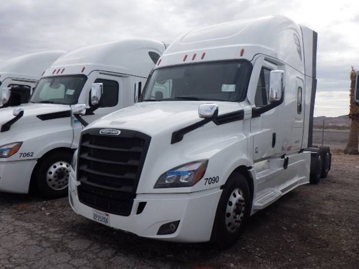 2024-freightliner-cascadia-126-image-1