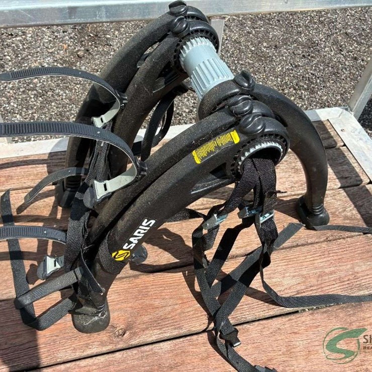 Trunk mount bike rack