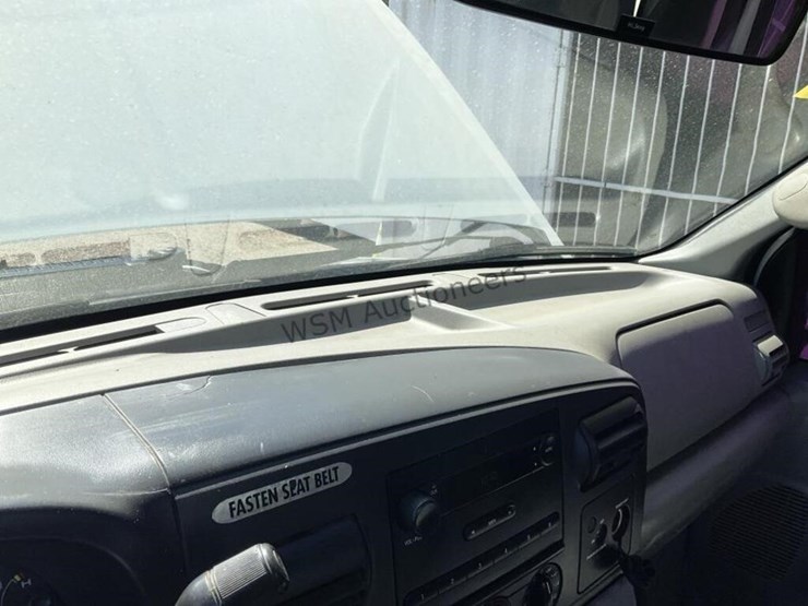 2006-ford-f450-image-22