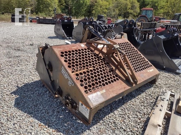 17-bobcat-lr6b-power-rake-image-2