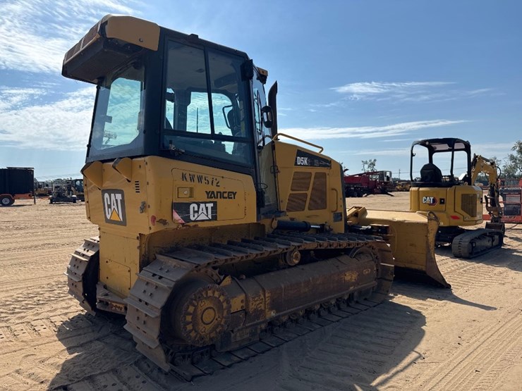 2013-caterpillar-d5k2-xl-image-6