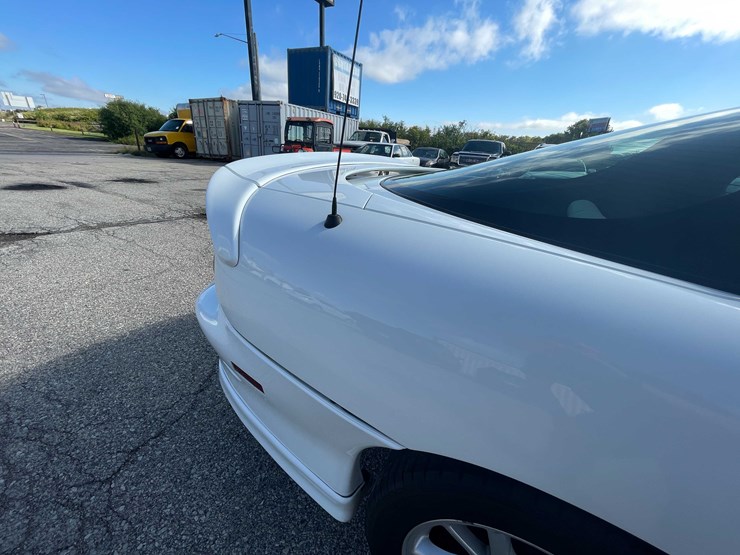 #6877-•-2000-chevy-camaro-z28-(has-wi-title)-(neenah,-wi)-image-32