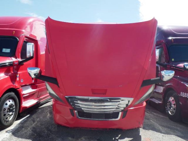 2021-freightliner-cascadia-126-image-19