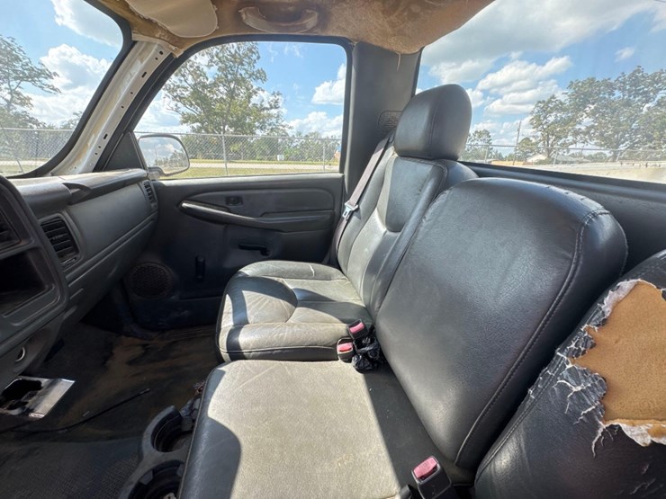 2007-chevrolet-silverado-image-29