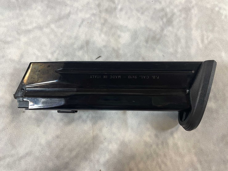 #4795-•-beretta-apx-9mm-luger-pistol,-sn:-a126539x-image-24