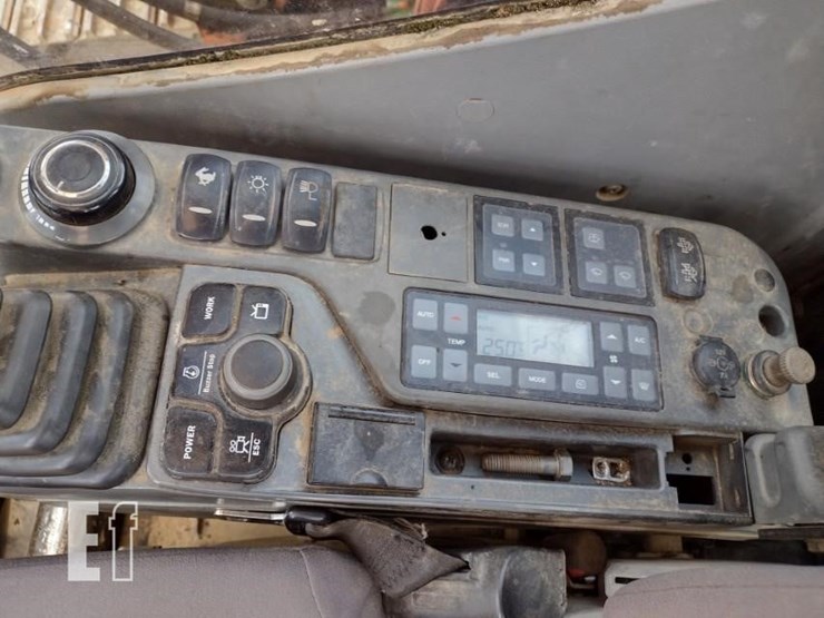 2015-doosan-dx180-lc-3-image-10