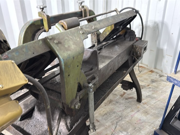 #127-•-wellsaw-metal-bandsaw-image-5