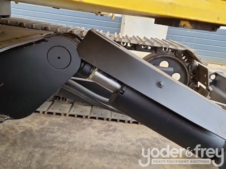 2014-komatsu-pc80mr-3-image-33