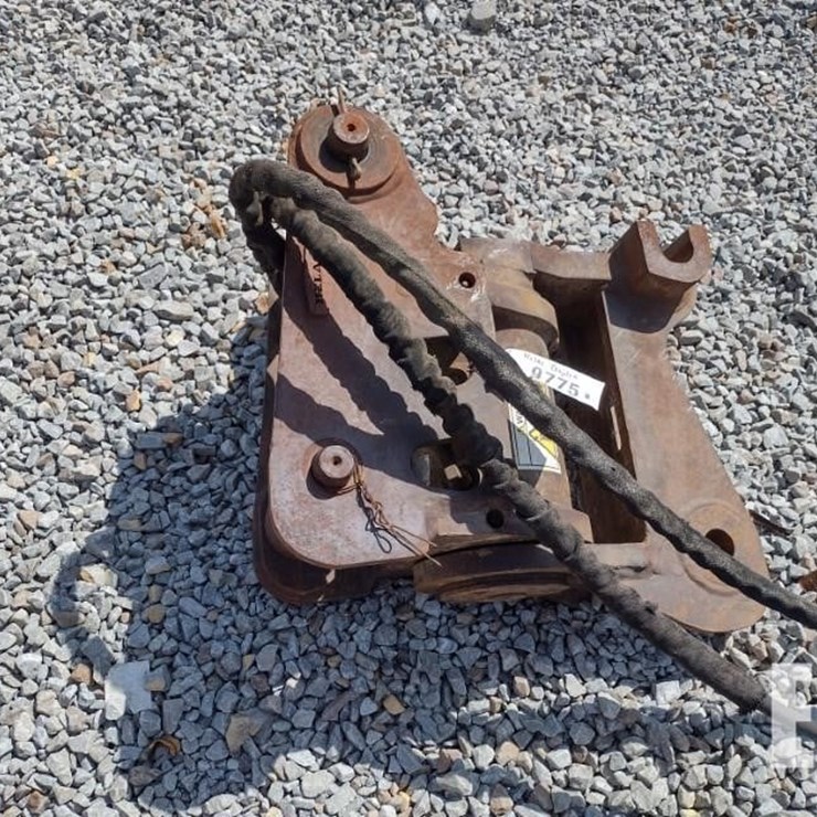 HELAC COUPLER