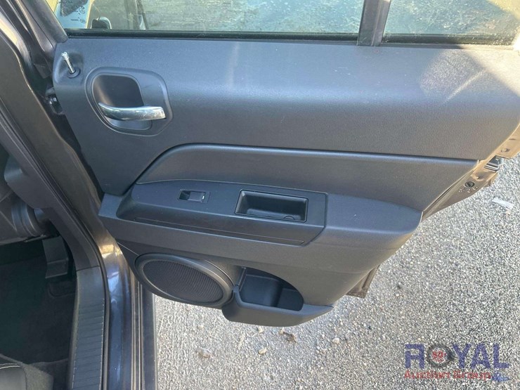 2017-jeep-patriot-image-22