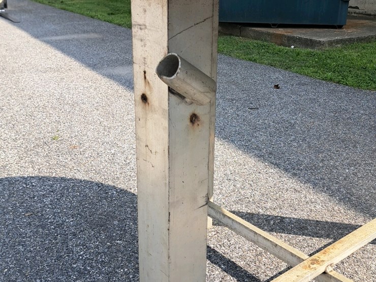 #179-•-55"×55"×39"-aluminum-table-image-5