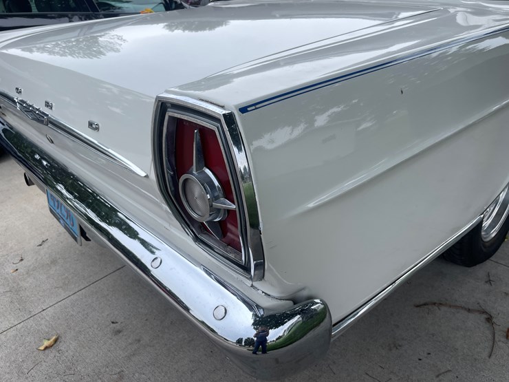 1965-ford-50-image-16