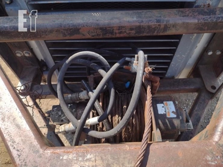 2013-takeuchi-tl12-image-38