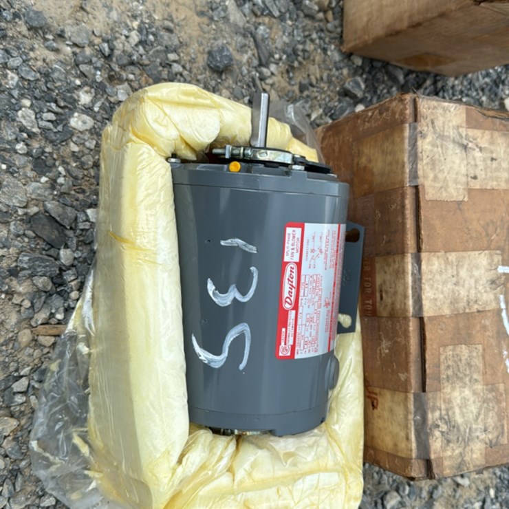 #135 • 2 Electric Motors