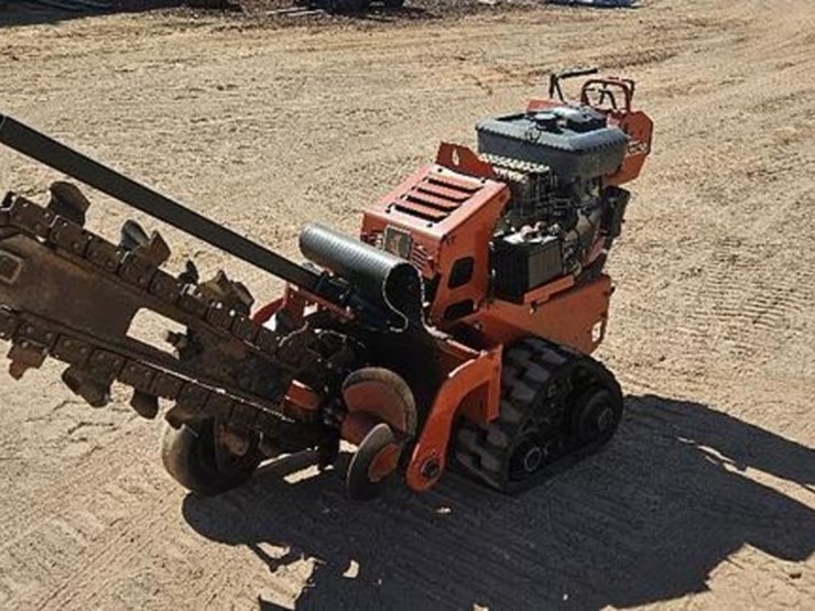 ditch-witch-rt12-image-3