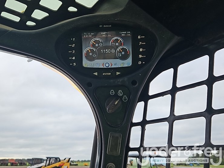 2014-bobcat-s530-image-21