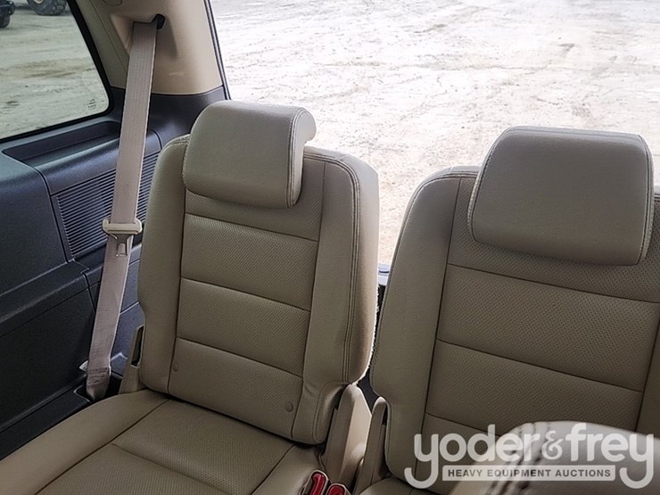 2008-ford-taurus-x-image-18