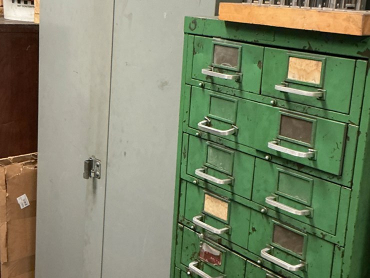 #169-•-steel-parts-closet-image-23