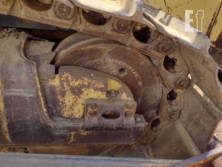 2004-komatsu-d65ex-15-image-35