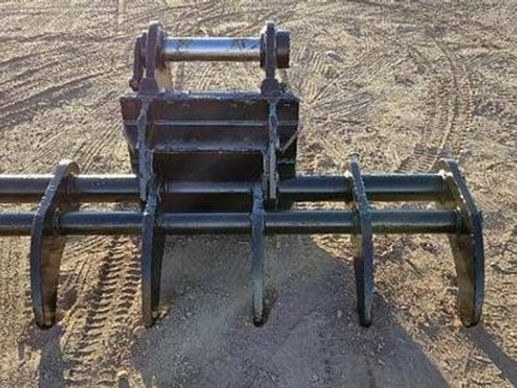 85"-excavator-rake-image-6