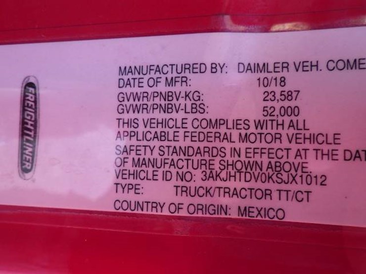 2019-freightliner-cascadia-116-image-13