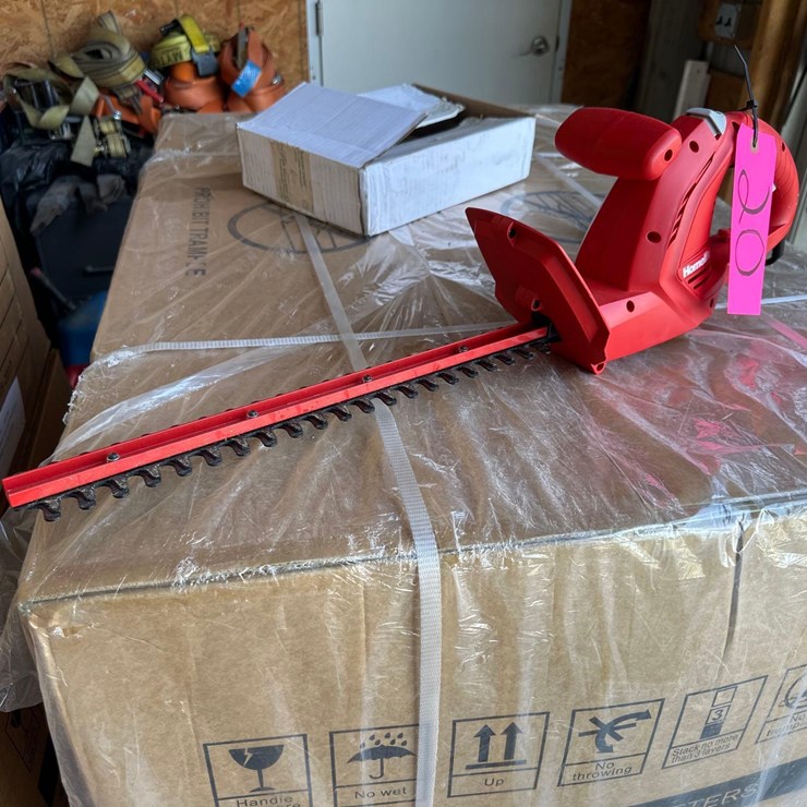 17" Homelite Electric Hedge Trimmer