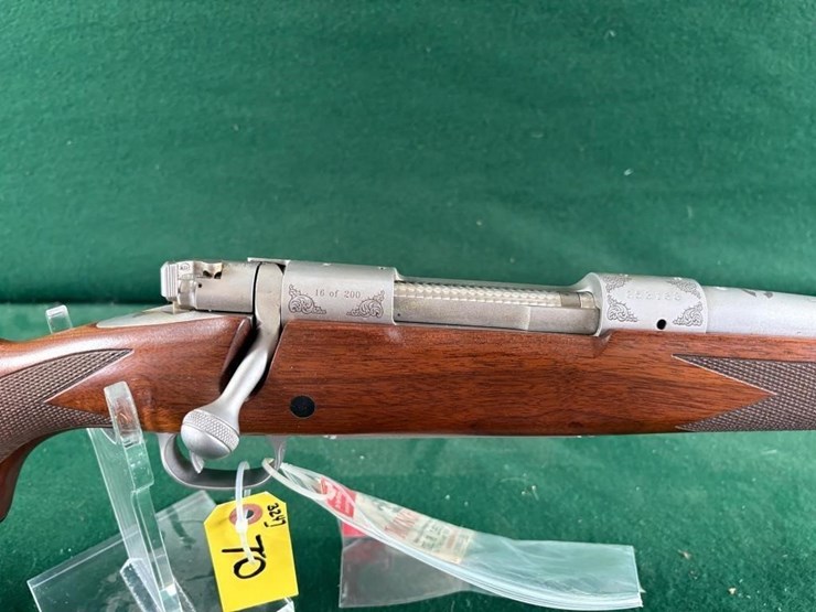 winchester-mdl.70-7mm-rem-mag-rifle-image-3
