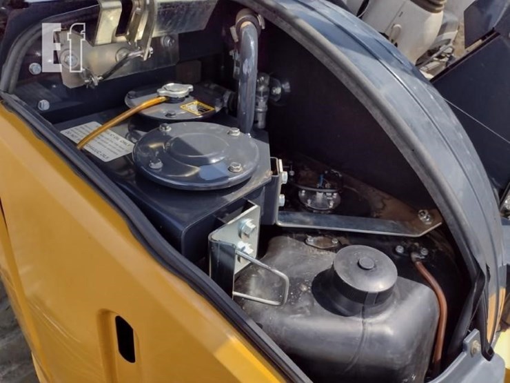 2017-deere-50g-image-42