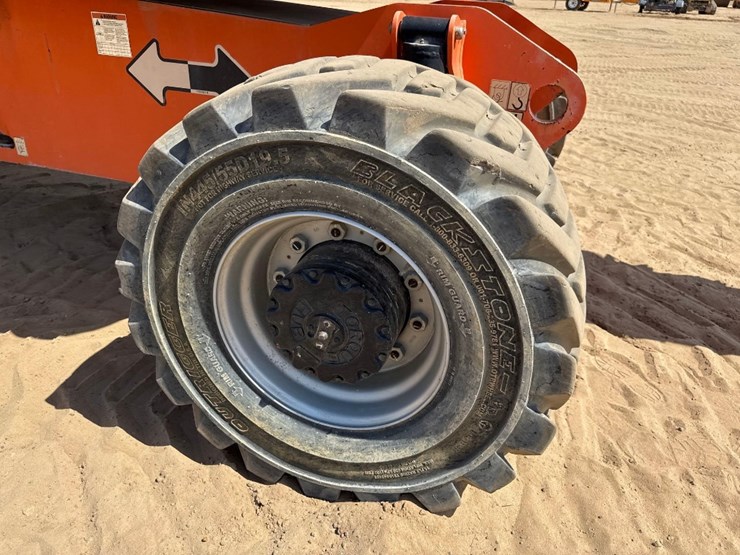 2007-jlg-800aj-image-11